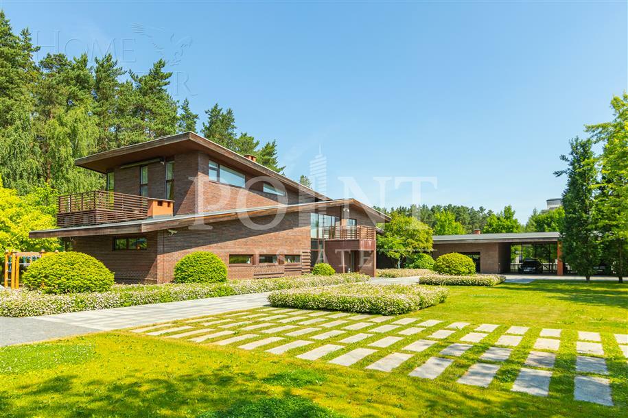 2-этажный коттедж 1 254 м² с отделкой