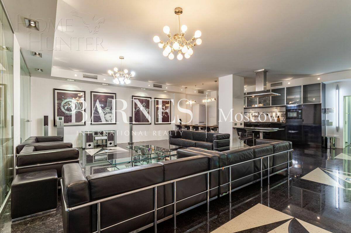 3-КОМН. КВАРТИРА С ОТДЕЛКОЙ 205 М² НА 10 ЭТАЖЕ