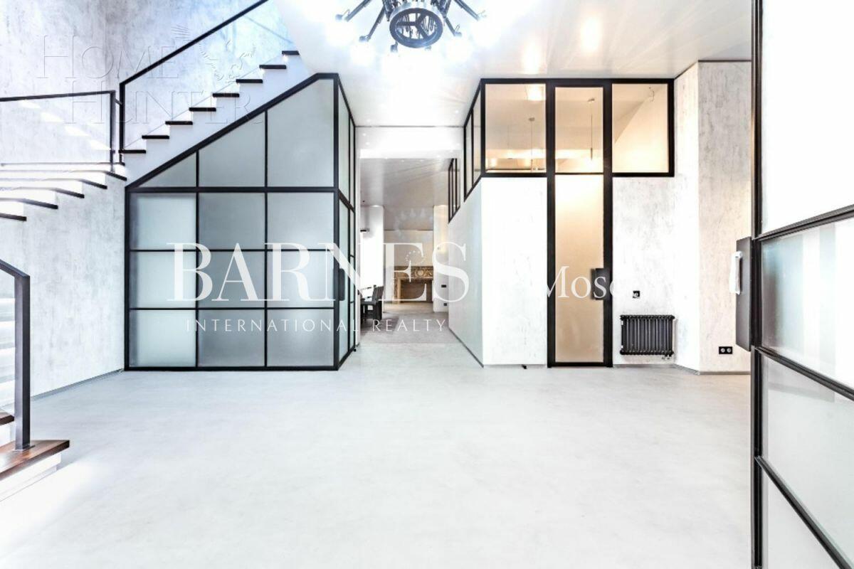 2-этажный коттедж 680 м² с отделкой