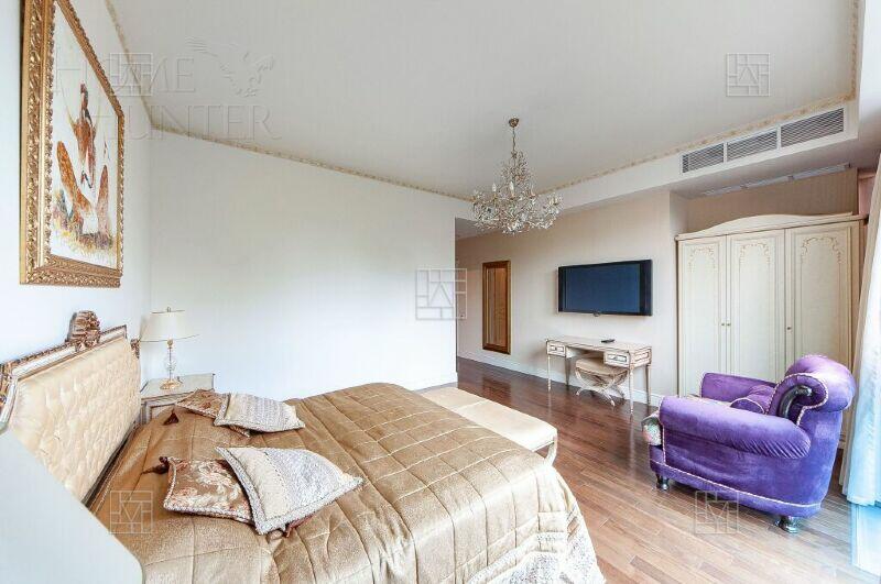 6-КОМН. КВАРТИРА С ОТДЕЛКОЙ 300.3 М² НА 4 ЭТАЖЕ