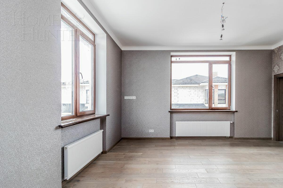 2-этажный коттедж 400 м² с отделкой