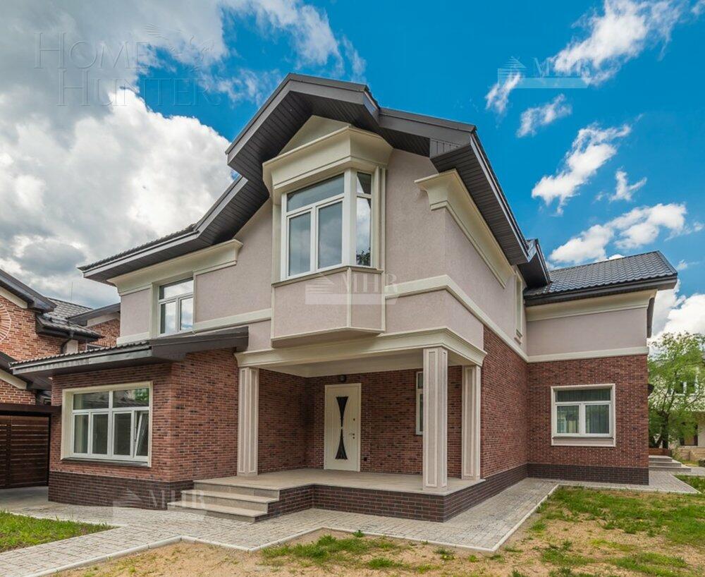 2-этажный коттедж 400 м² с отделкой