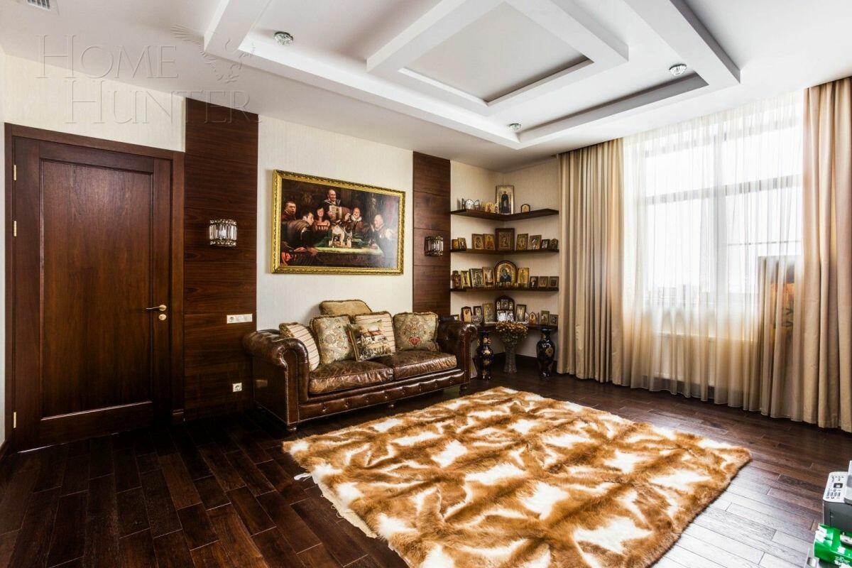 2-этажный коттедж 550 м² с отделкой