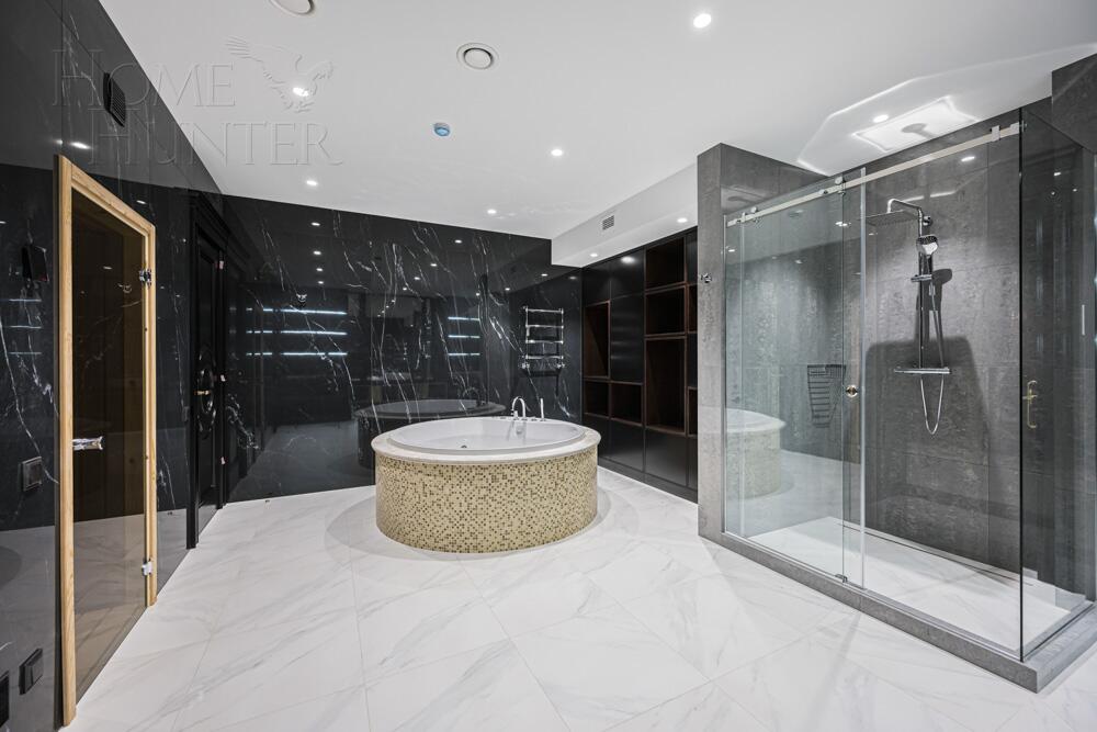 3-этажный коттедж 697 м² с отделкой