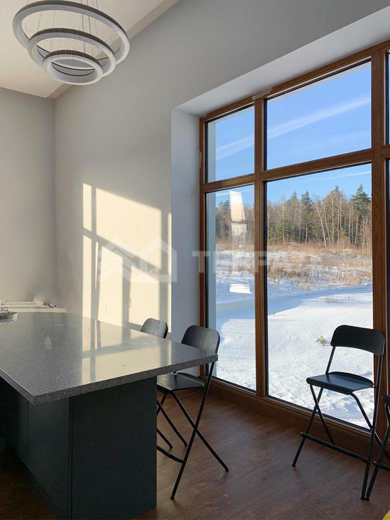 2-этажный коттедж 1 000 м² с отделкой