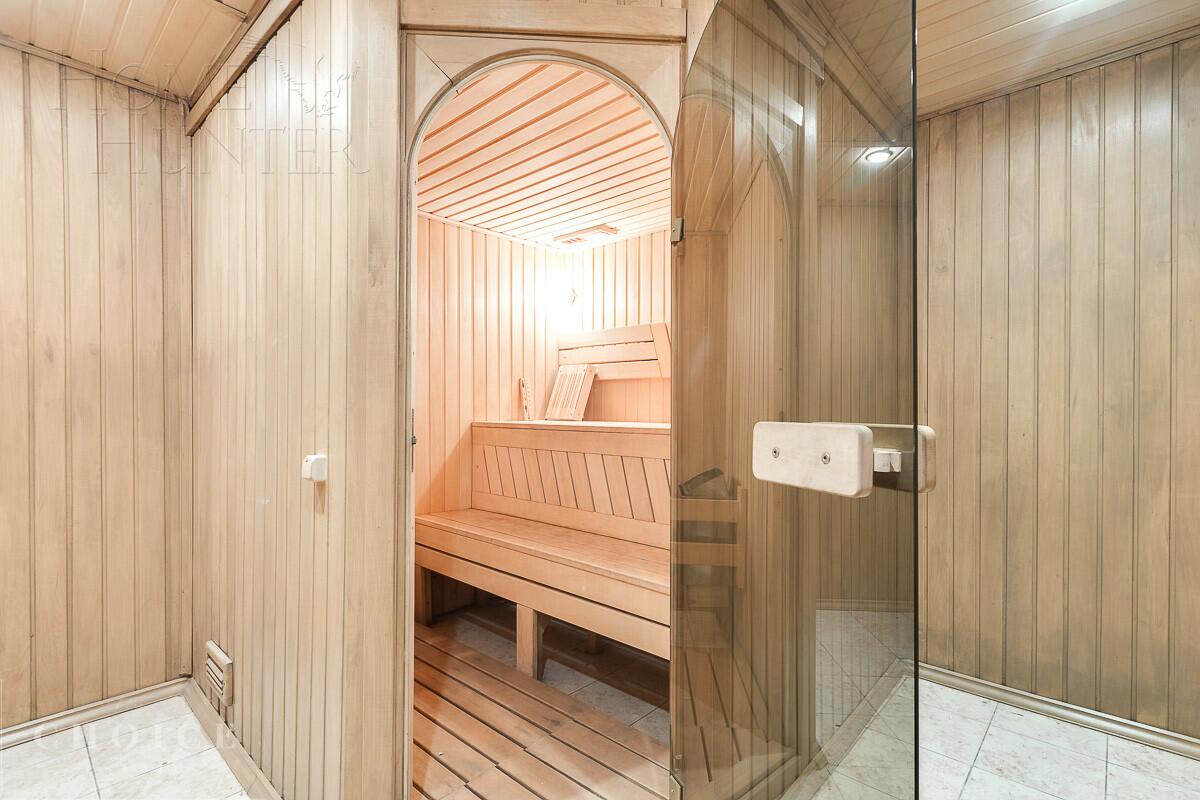 2-этажный коттедж 440 м² с отделкой