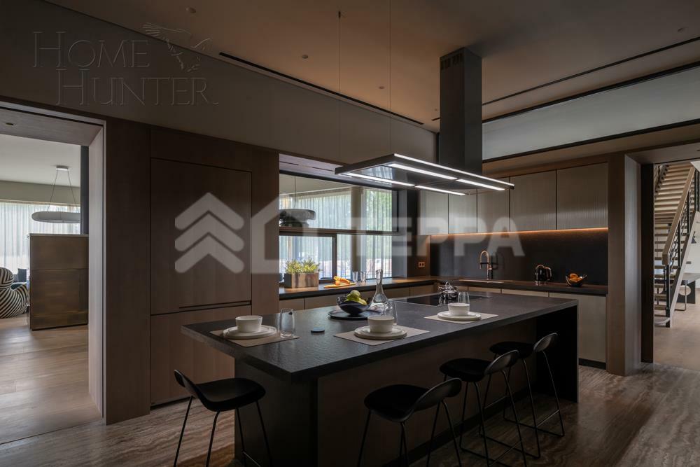 2-этажный коттедж 2 325 м² с отделкой