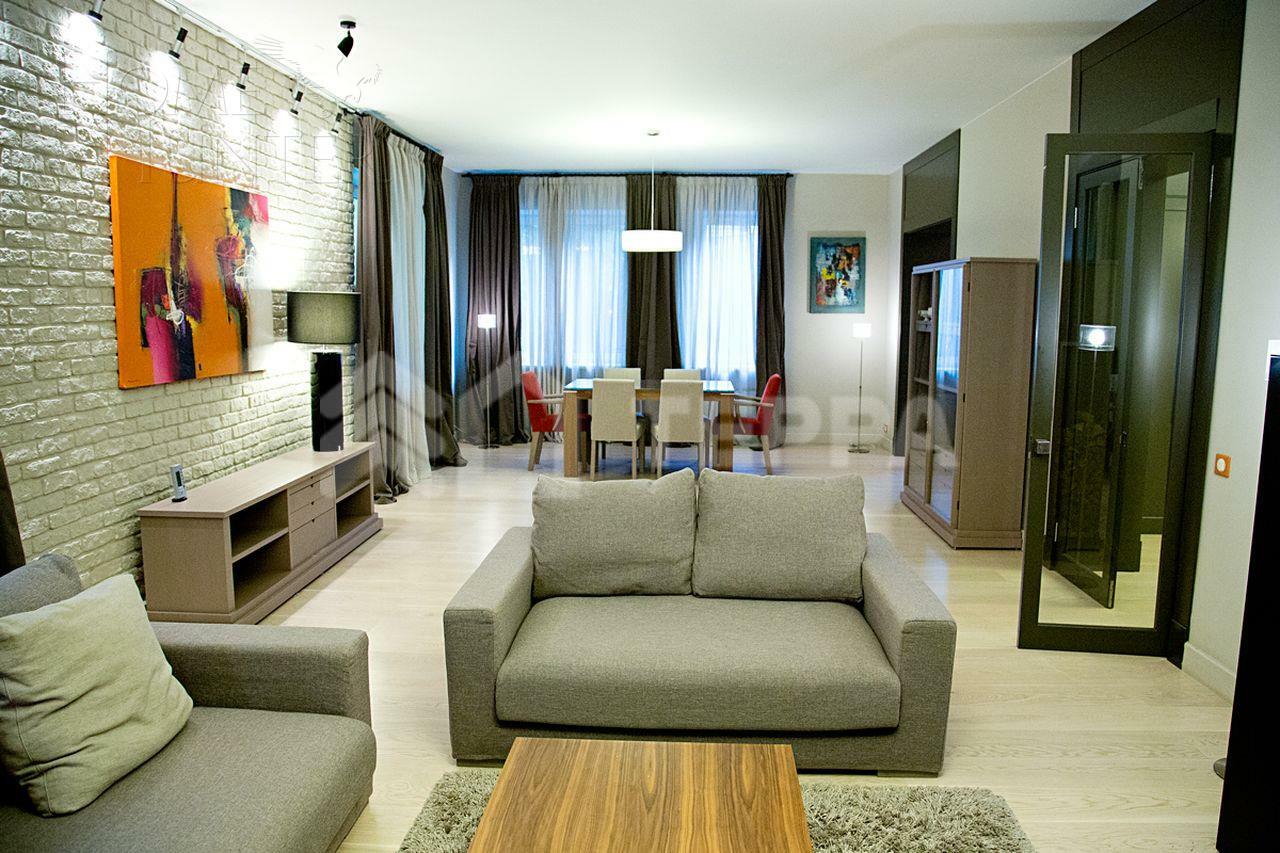 2-этажный коттедж 560 м² с отделкой