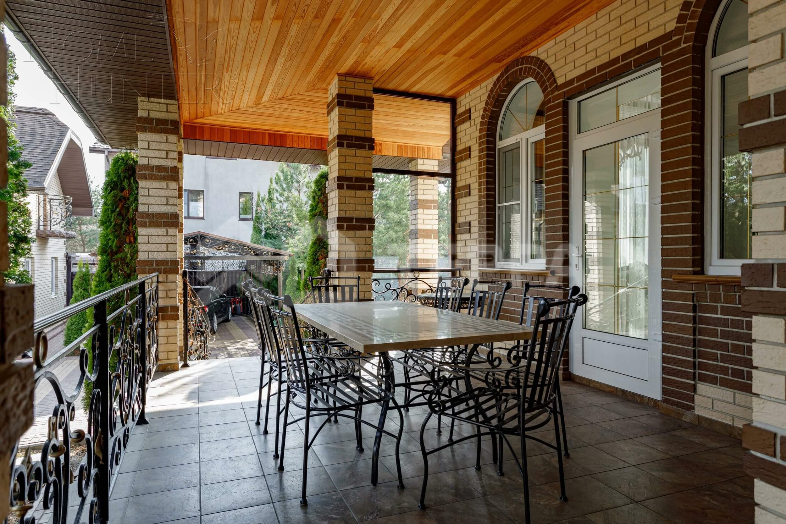 2-этажный коттедж 915 м² с отделкой