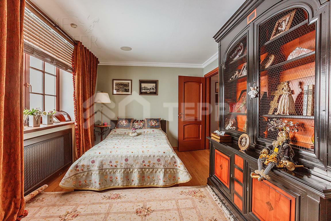 2-этажный коттедж 720 м² с отделкой