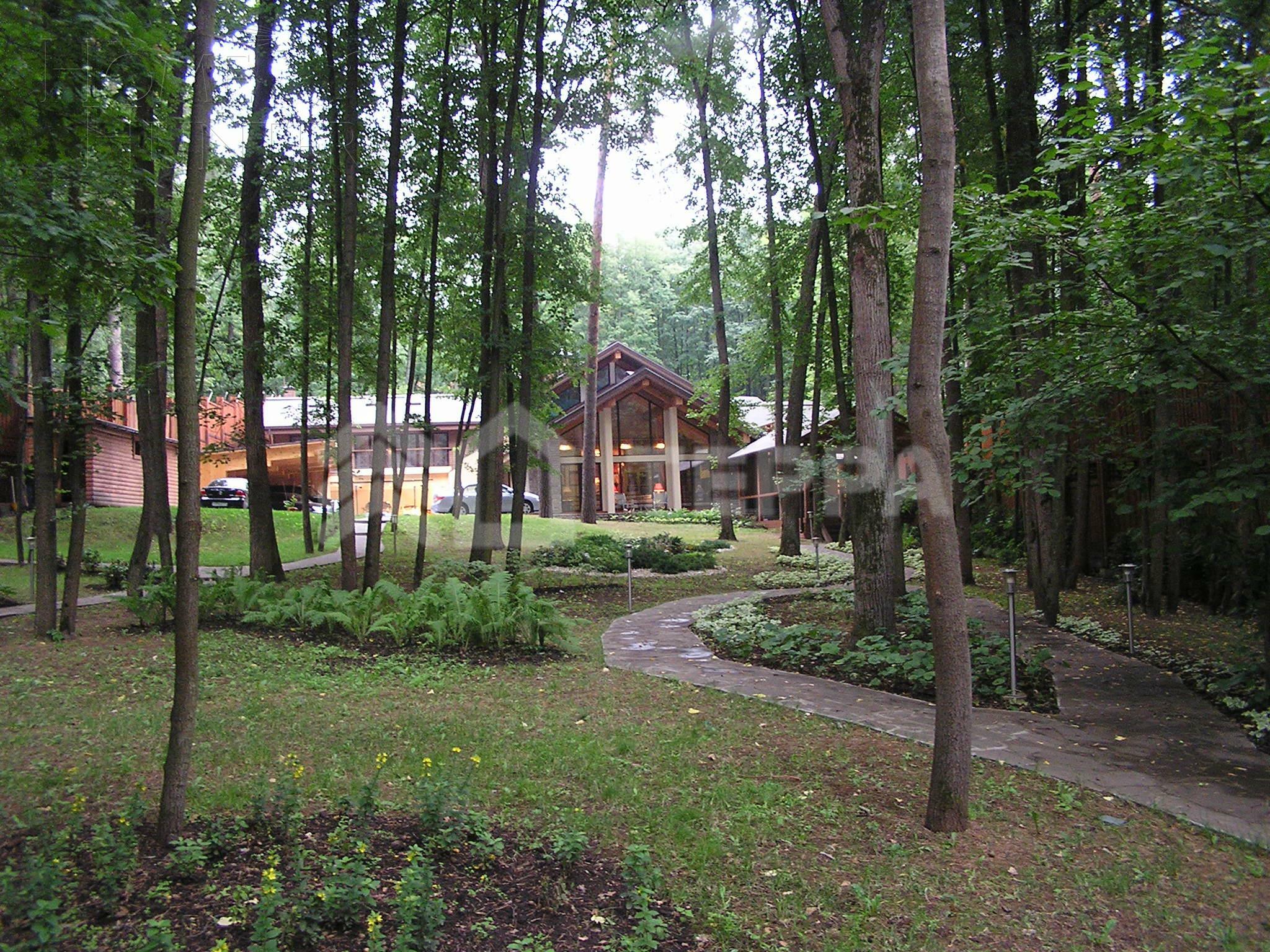 2-этажный коттедж 680 м² с отделкой