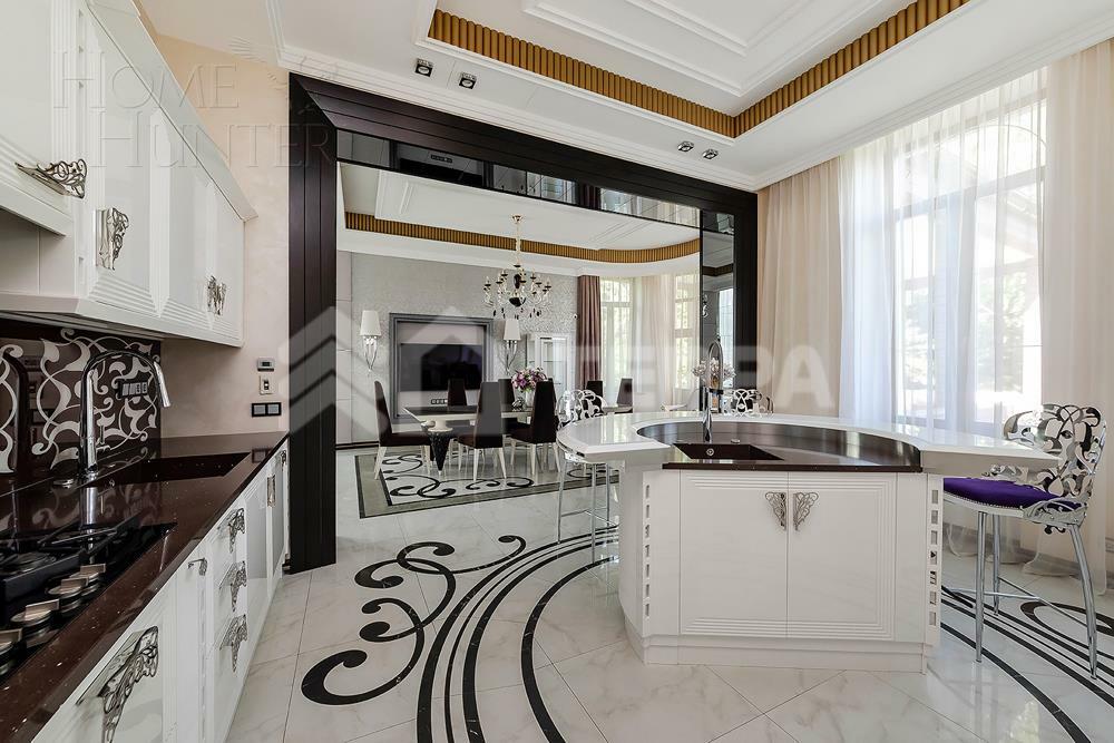 3-этажный коттедж 768 м² с отделкой