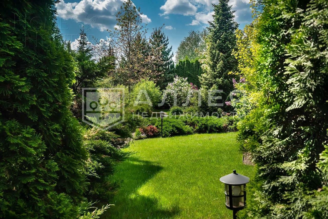 2-этажный коттедж 750 м² с отделкой