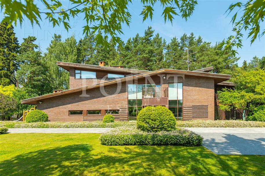 2-этажный коттедж 1 254 м² с отделкой