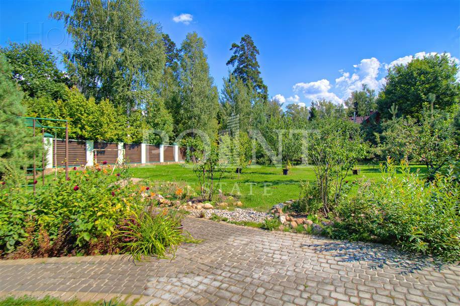 2-этажный коттедж 580 м² с отделкой