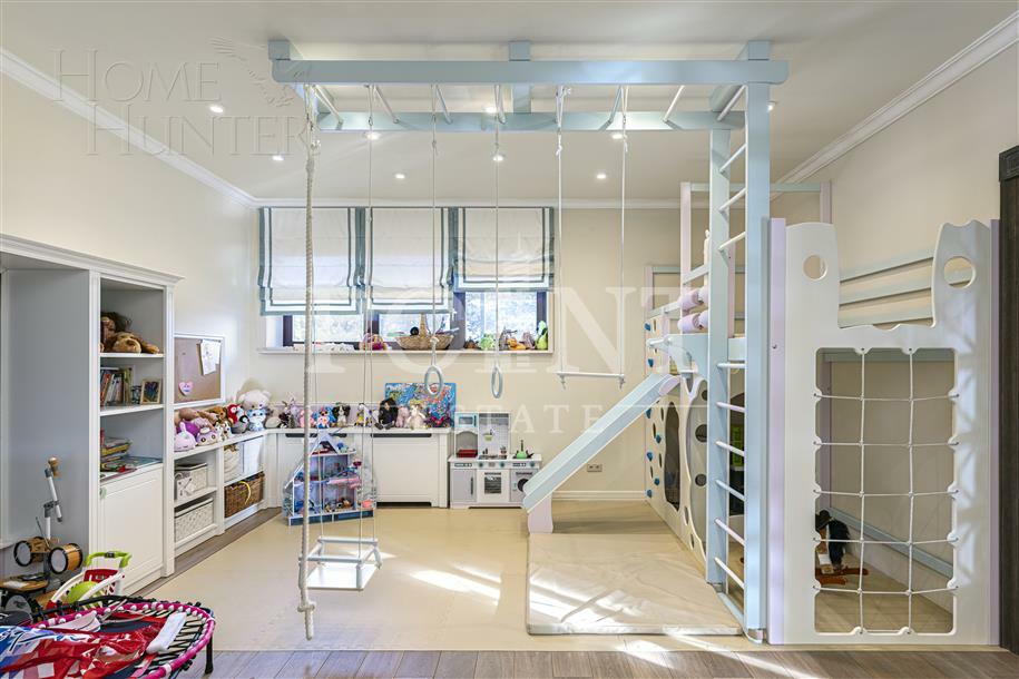 2-этажный коттедж 720 м² с отделкой