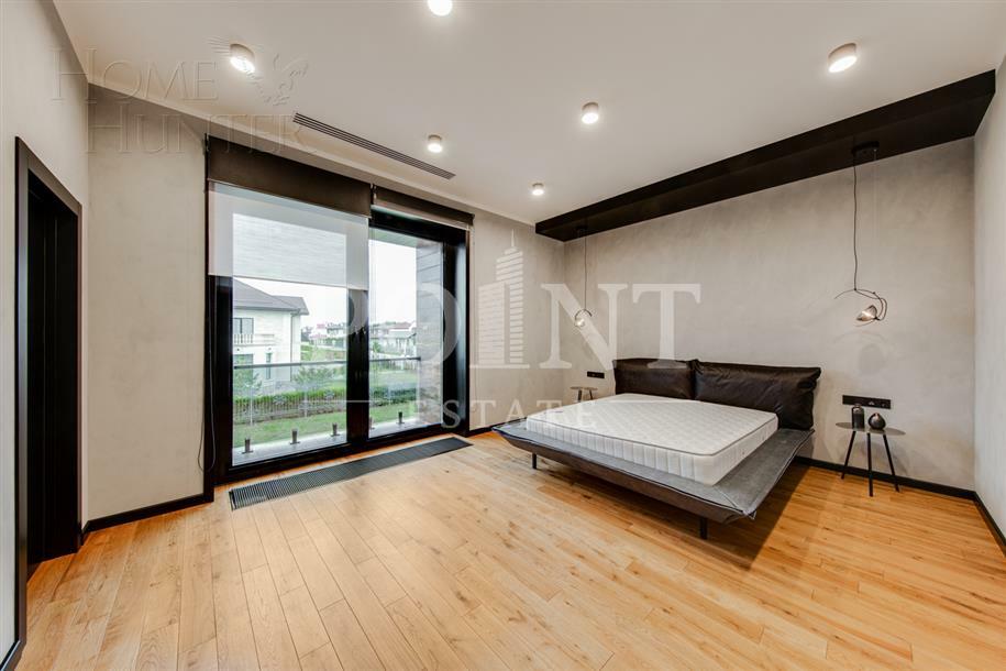 2-этажный коттедж 540 м² с отделкой