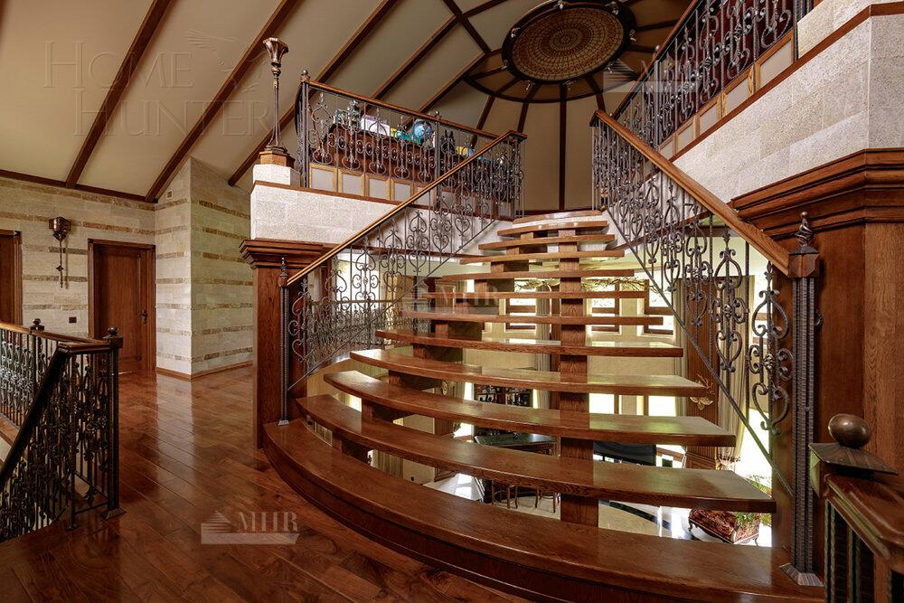 2-этажный коттедж 960 м² с отделкой