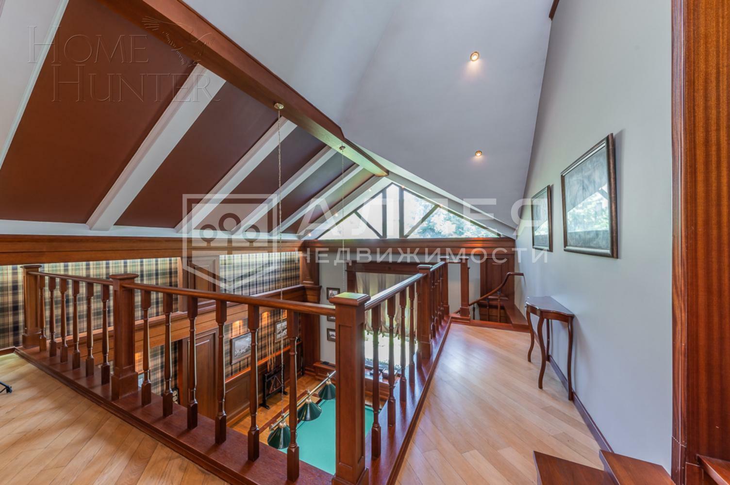 3-этажный коттедж 541 м² с отделкой