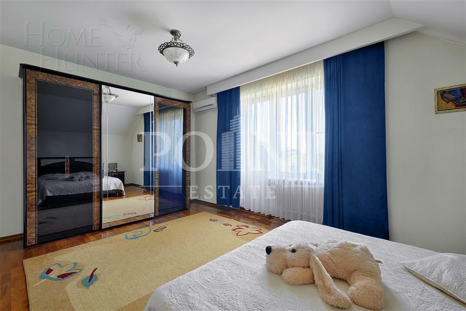 2-этажный коттедж 350 м² с отделкой