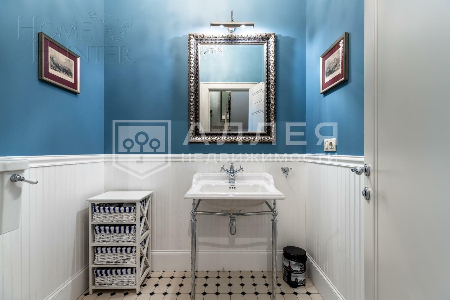 3-этажный таунхаус 300 м² с отделкой