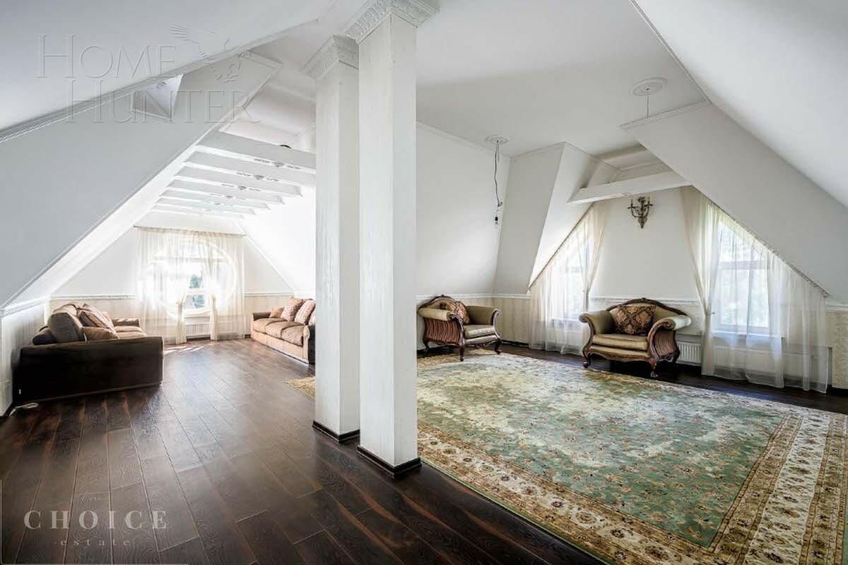 3-этажный коттедж 580 м² с отделкой