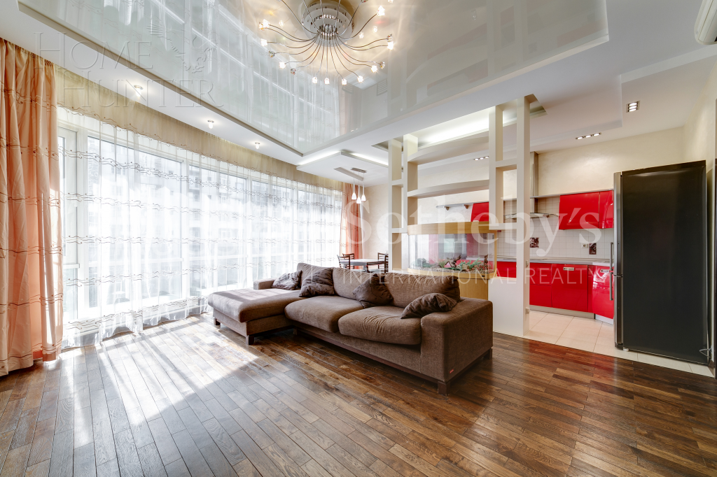 3-КОМН. КВАРТИРА С ОТДЕЛКОЙ 131 М² НА 4 ЭТАЖЕ