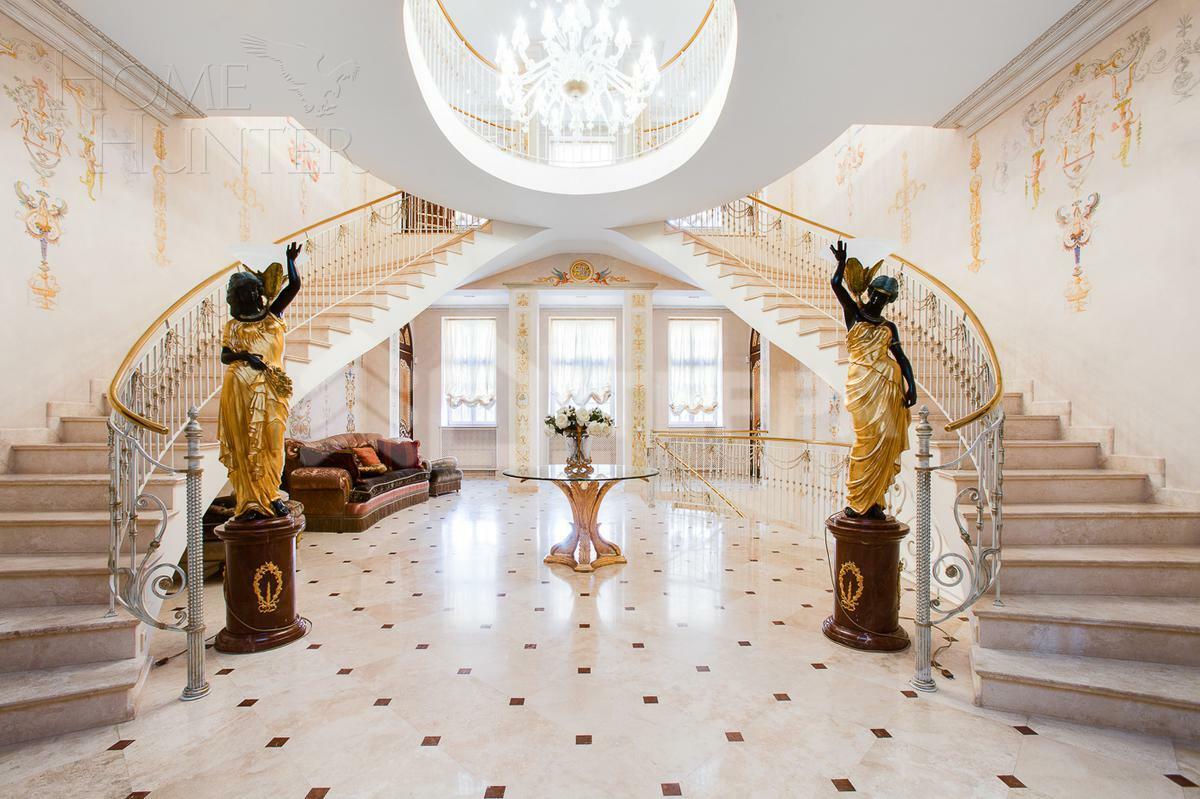 2-этажный коттедж 780 м² с отделкой