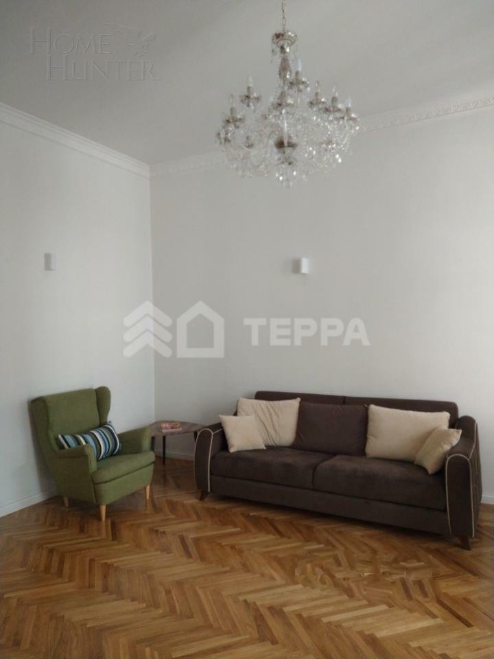 7-КОМН. КВАРТИРА С ОТДЕЛКОЙ 193.5 М² НА 3 ЭТАЖЕ
