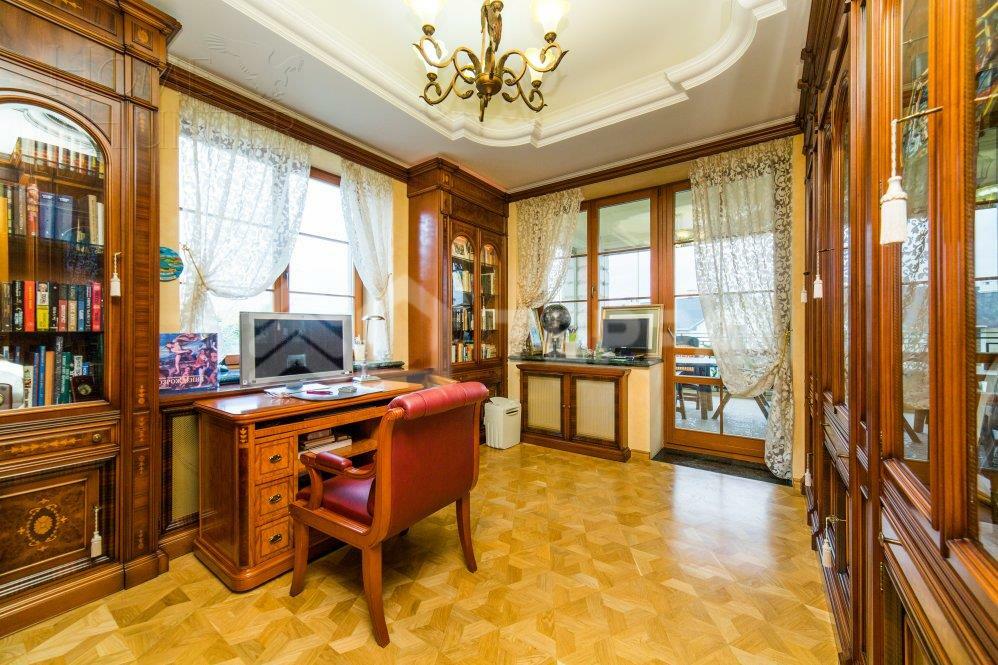 2-этажный коттедж 1 400 м² с отделкой
