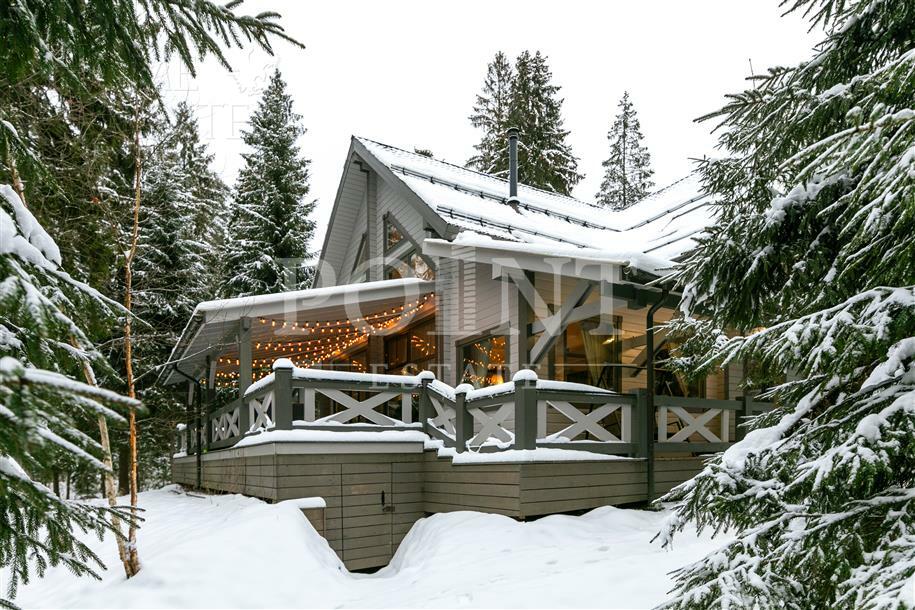 2-этажный коттедж 400 м² с отделкой