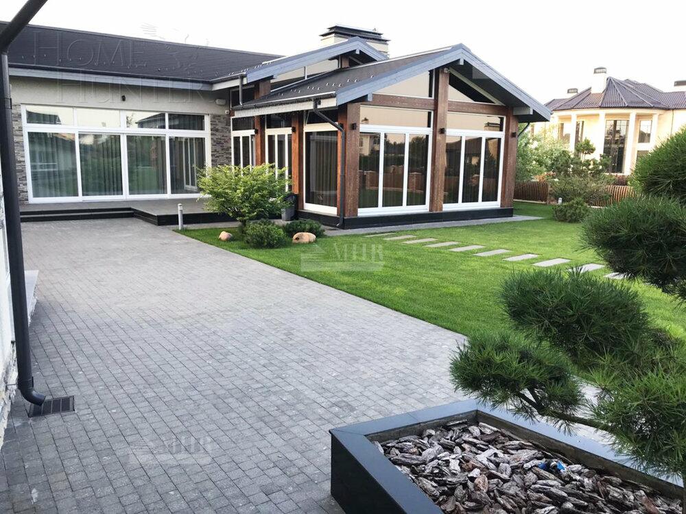 2-этажный коттедж 1 700 м² без отделки