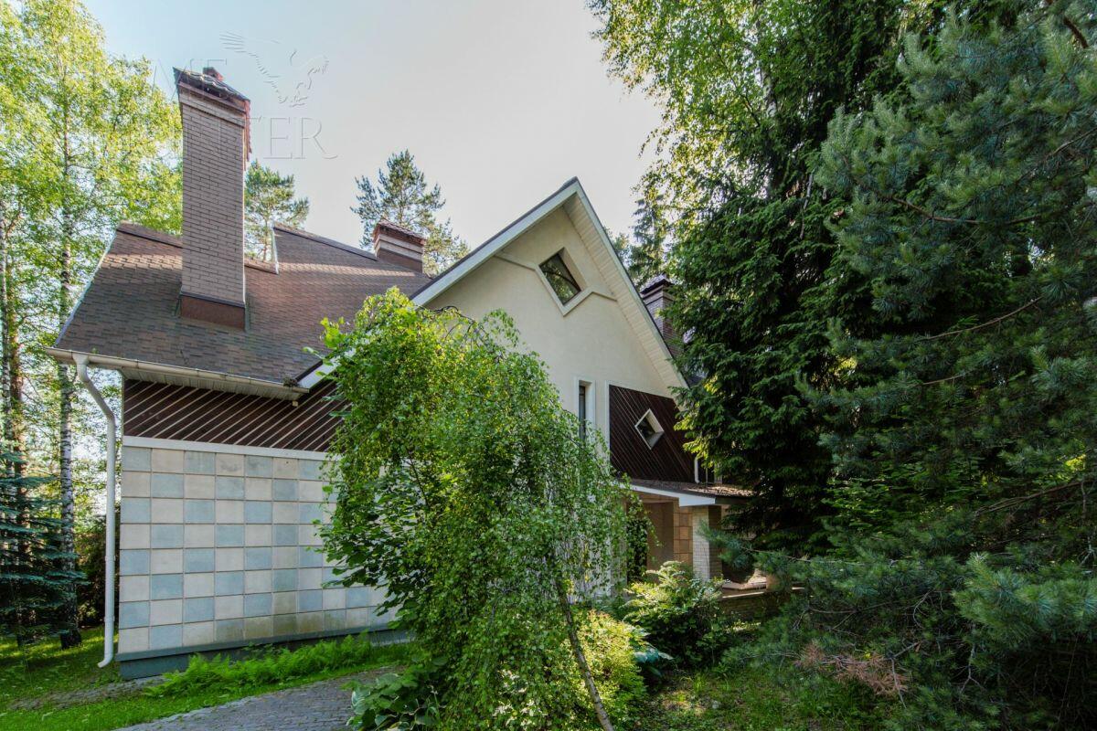 2-этажный коттедж 607 м² с отделкой