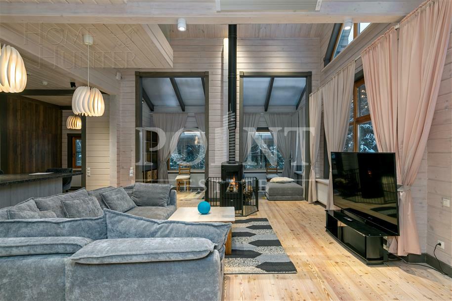 2-этажный коттедж 400 м² с отделкой