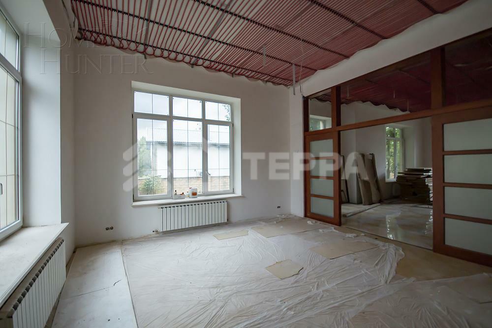 2-этажный коттедж 1 200 м² с отделкой