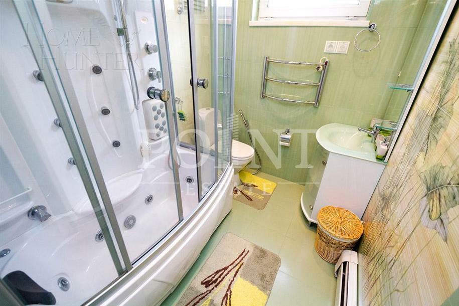 2-этажный коттедж 300 м² с отделкой