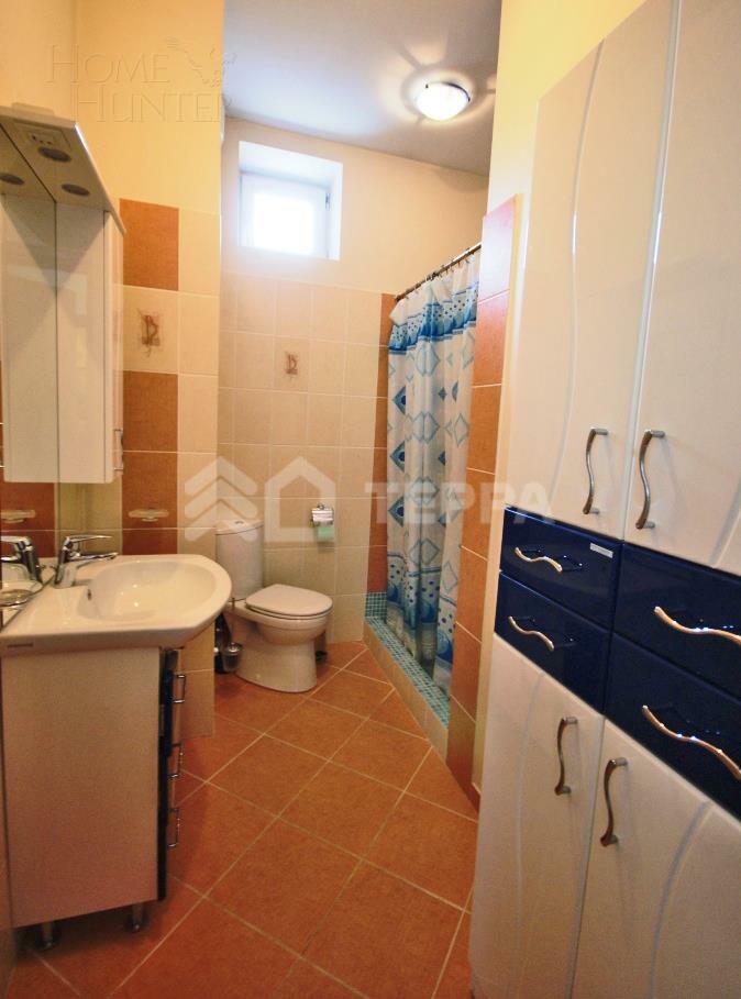 3-этажный таунхаус 288 м² с отделкой