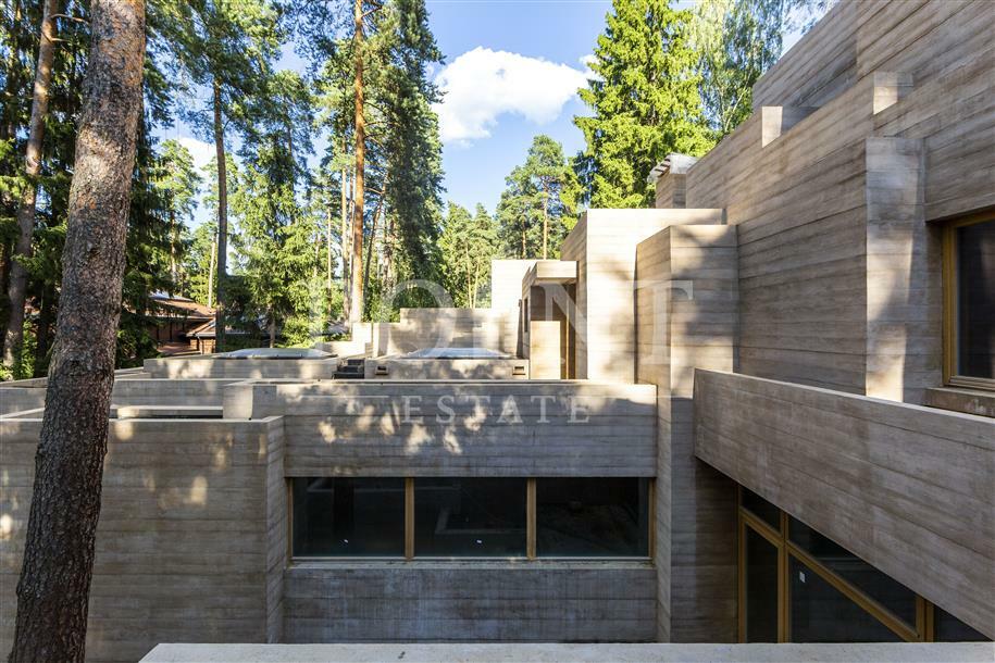 2-этажный коттедж 1 330 м² с отделкой