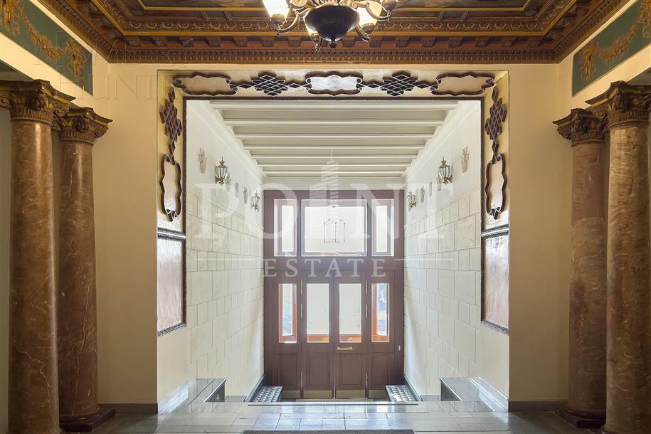 6-КОМН. КВАРТИРА С ОТДЕЛКОЙ 247.7 М² НА 4 ЭТАЖЕ