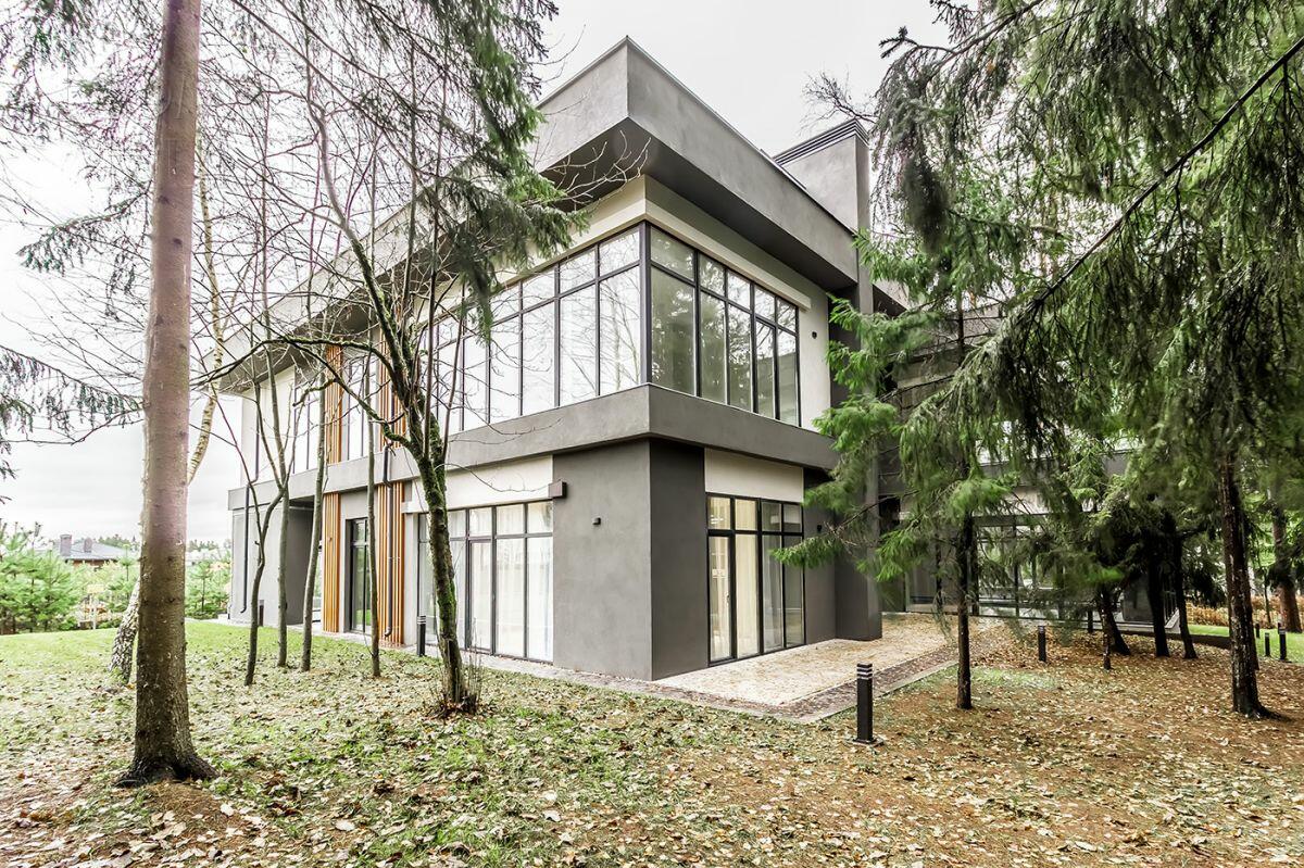 2-этажный коттедж 720 м² с отделкой