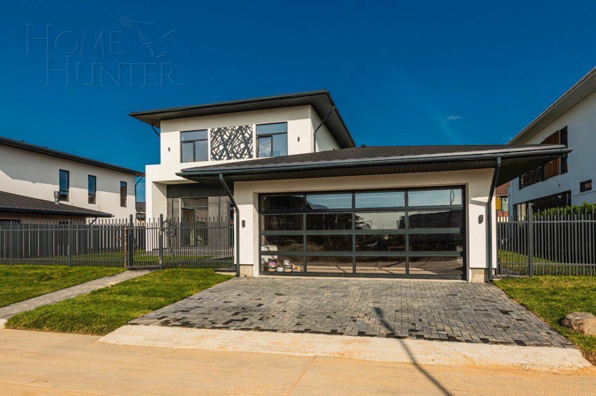 2-этажный коттедж 250 м² с отделкой