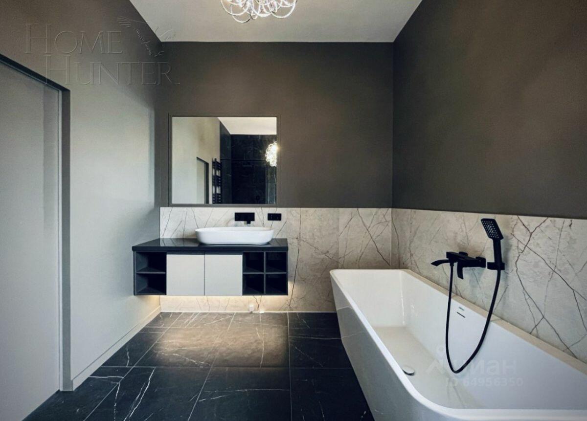 2-этажный коттедж 250 м² с отделкой