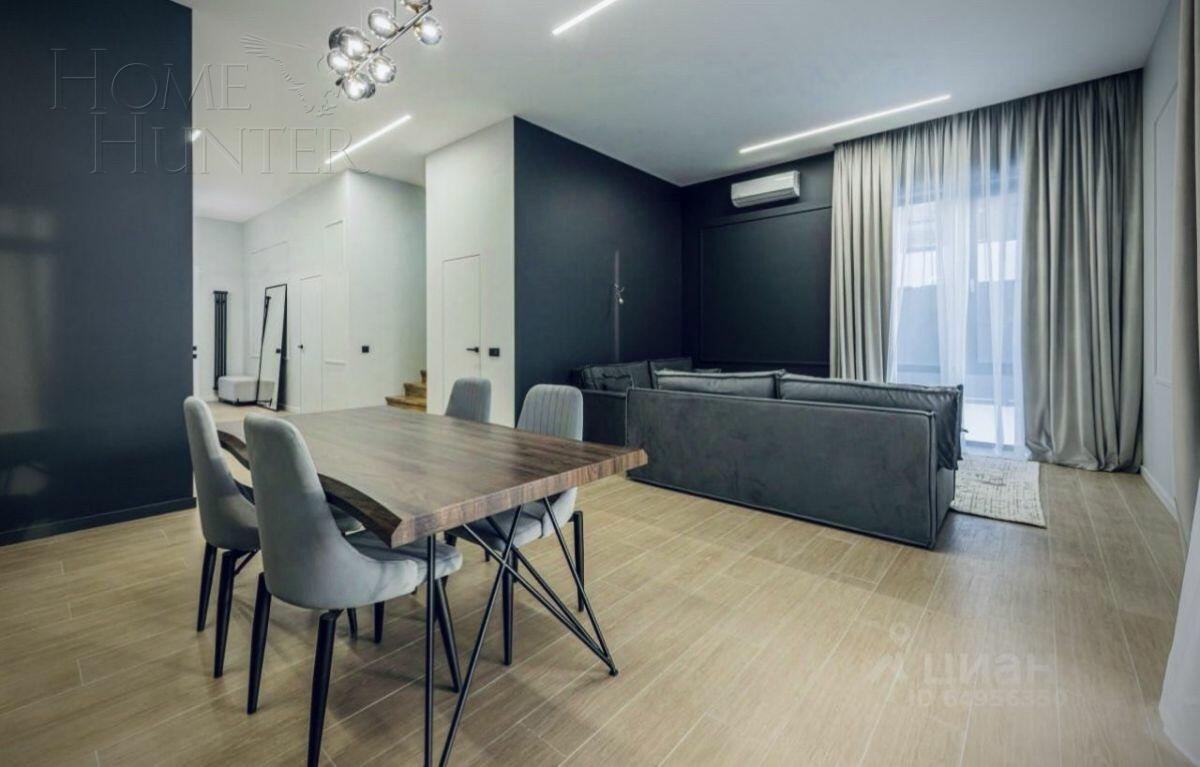 2-этажный коттедж 250 м² с отделкой