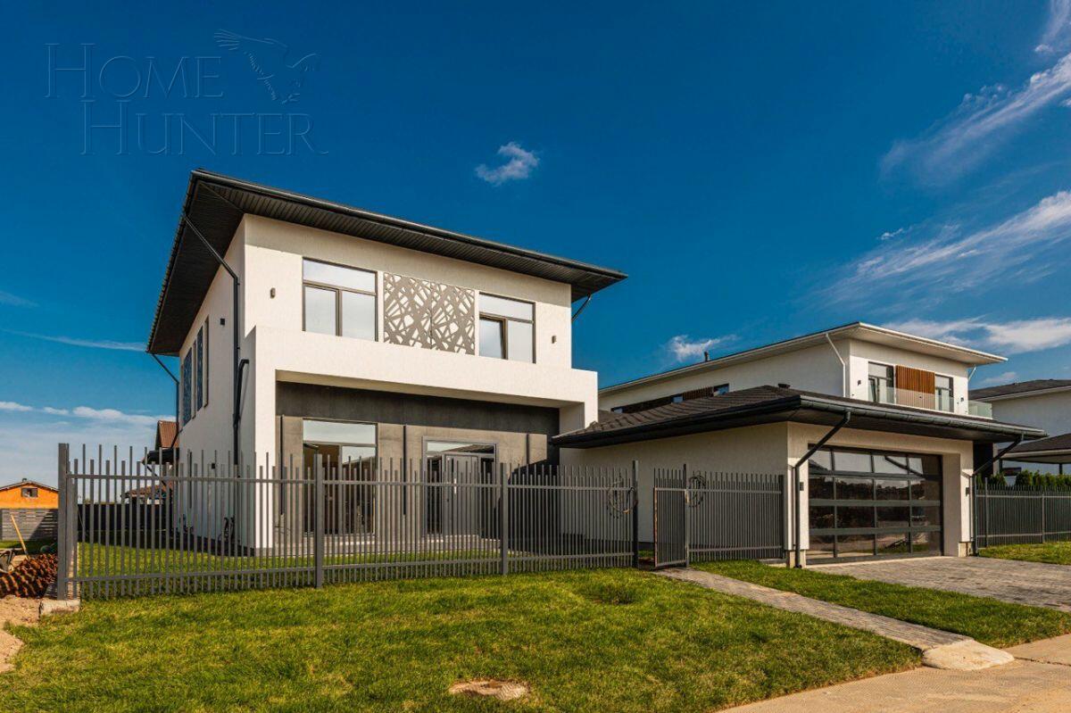 2-этажный коттедж 250 м² с отделкой