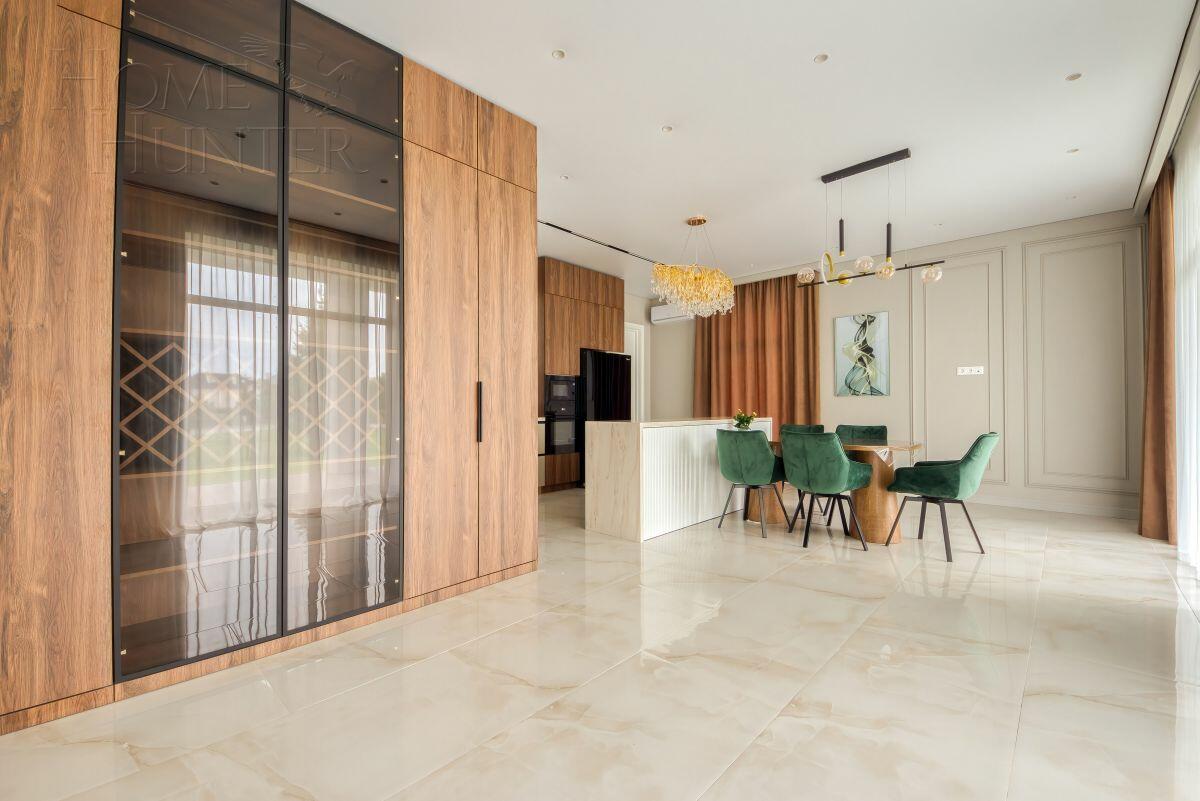 2-этажный коттедж 440 м² с отделкой