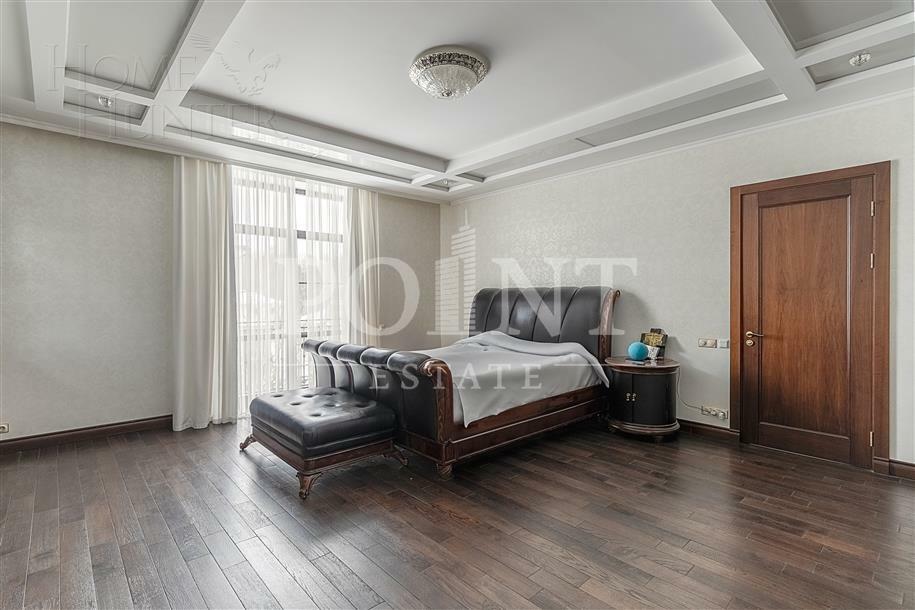 2-этажный коттедж 550 м² с отделкой