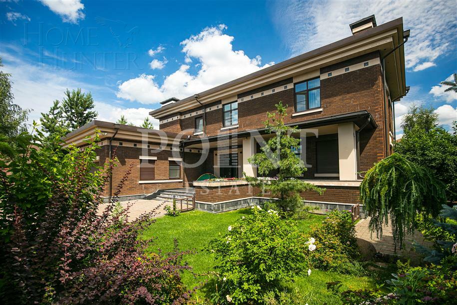 2-этажный коттедж 550 м² с отделкой