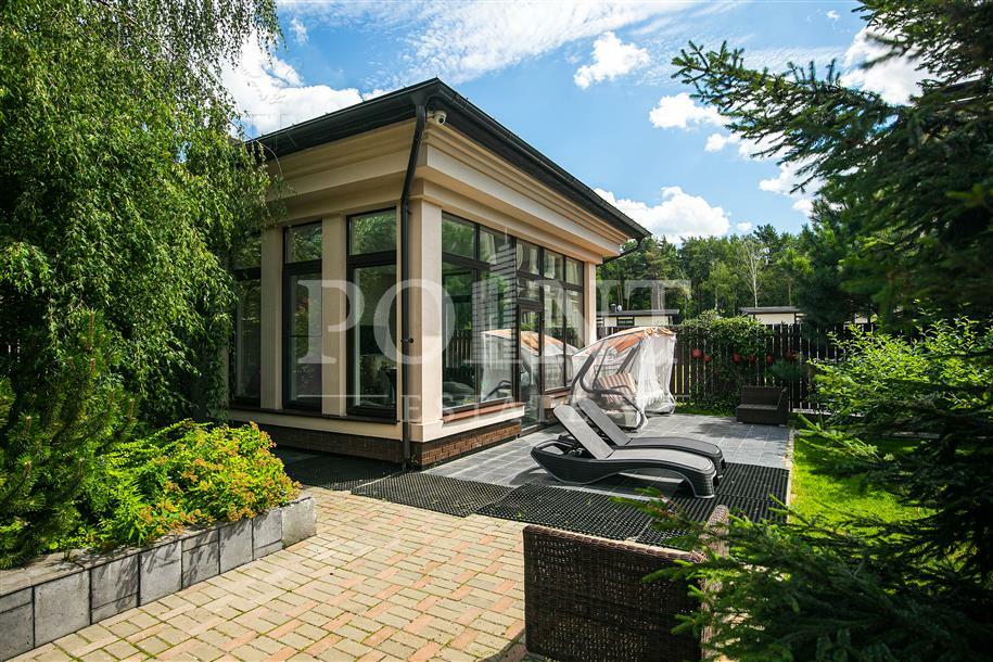 2-этажный коттедж 550 м² с отделкой