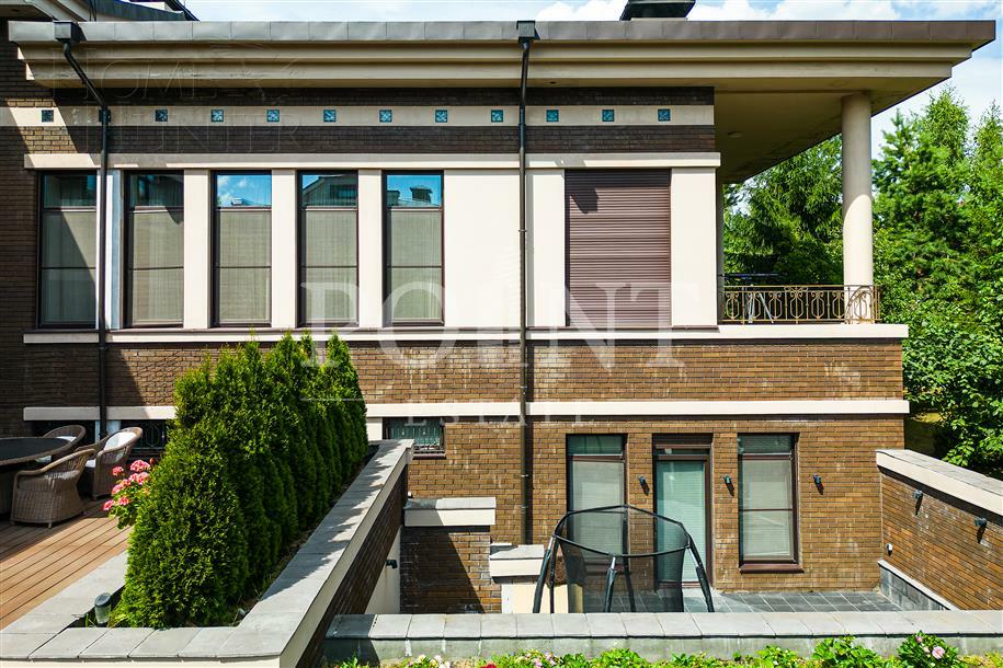 2-этажный коттедж 550 м² с отделкой