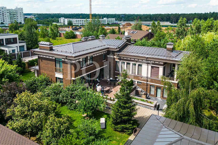 2-этажный коттедж 550 м² с отделкой